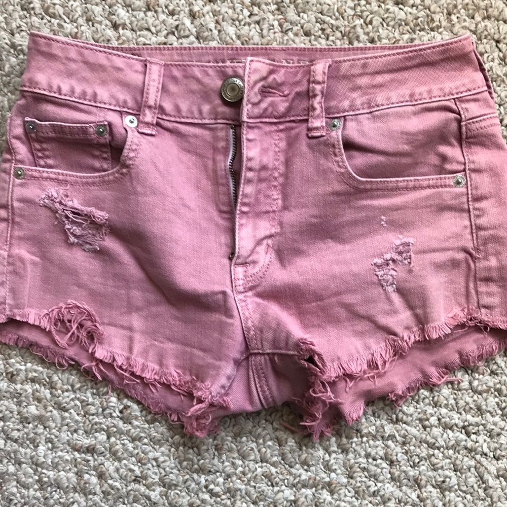 AE distressed dusty rose shorts